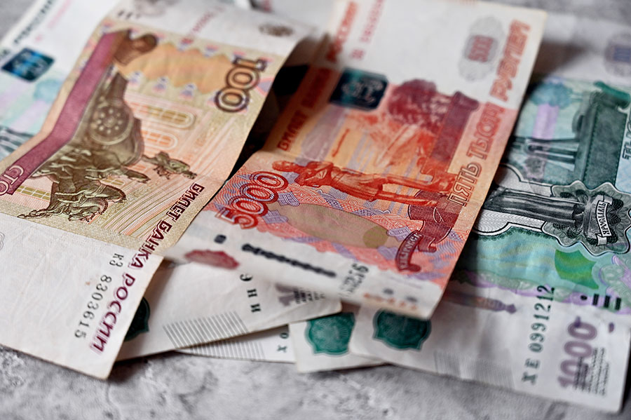 Ruská měna rubl bankovky